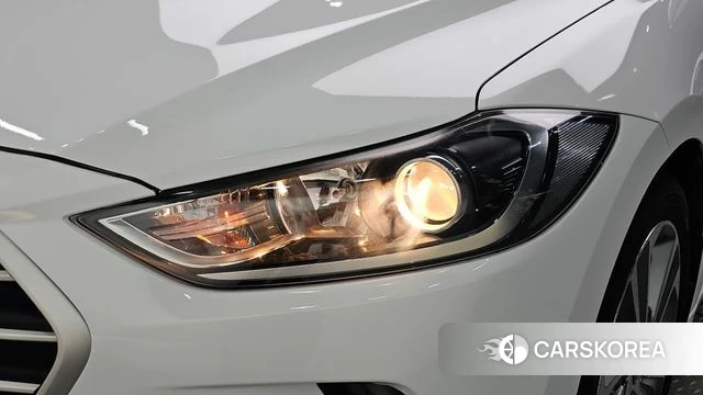 Hyundai Avante AD id 4643002 из Кореи 14