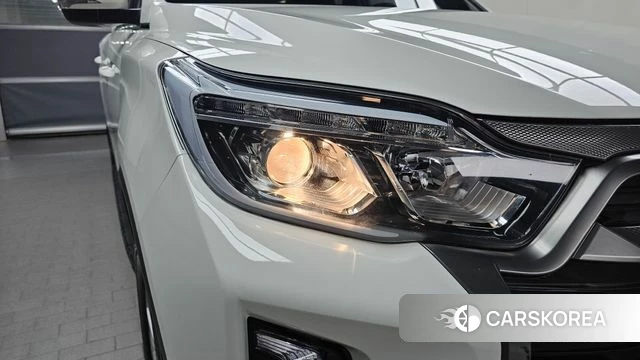 Ssangyong The New Rexton Sports Cannes id 4849036 из Кореи 14