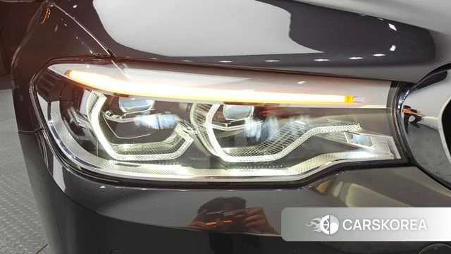 BMW 5 Series (G30) id 4855719 из Кореи 14