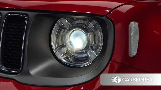 Jeep Renegade id 4657970 из Кореи 14
