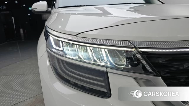 Kia Seltos id 4362966 из Кореи 14