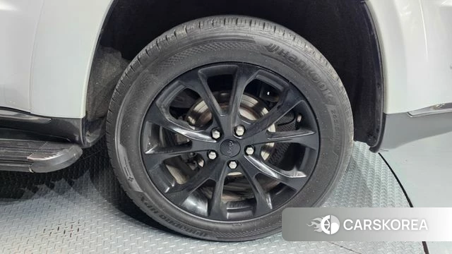 Jeep Grand Cherokee id 4530309 из Кореи 14