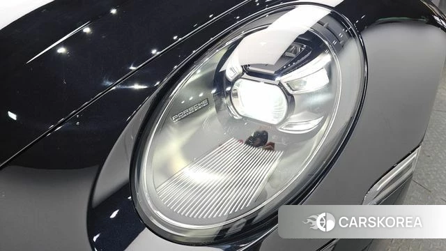 Porsche 911(992) id 4618992 из Кореи 14