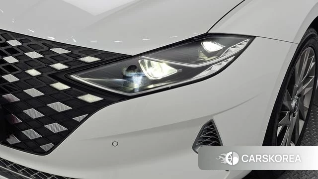 Hyundai The New Grandeur IG Hybrid id 4651707 из Кореи 14
