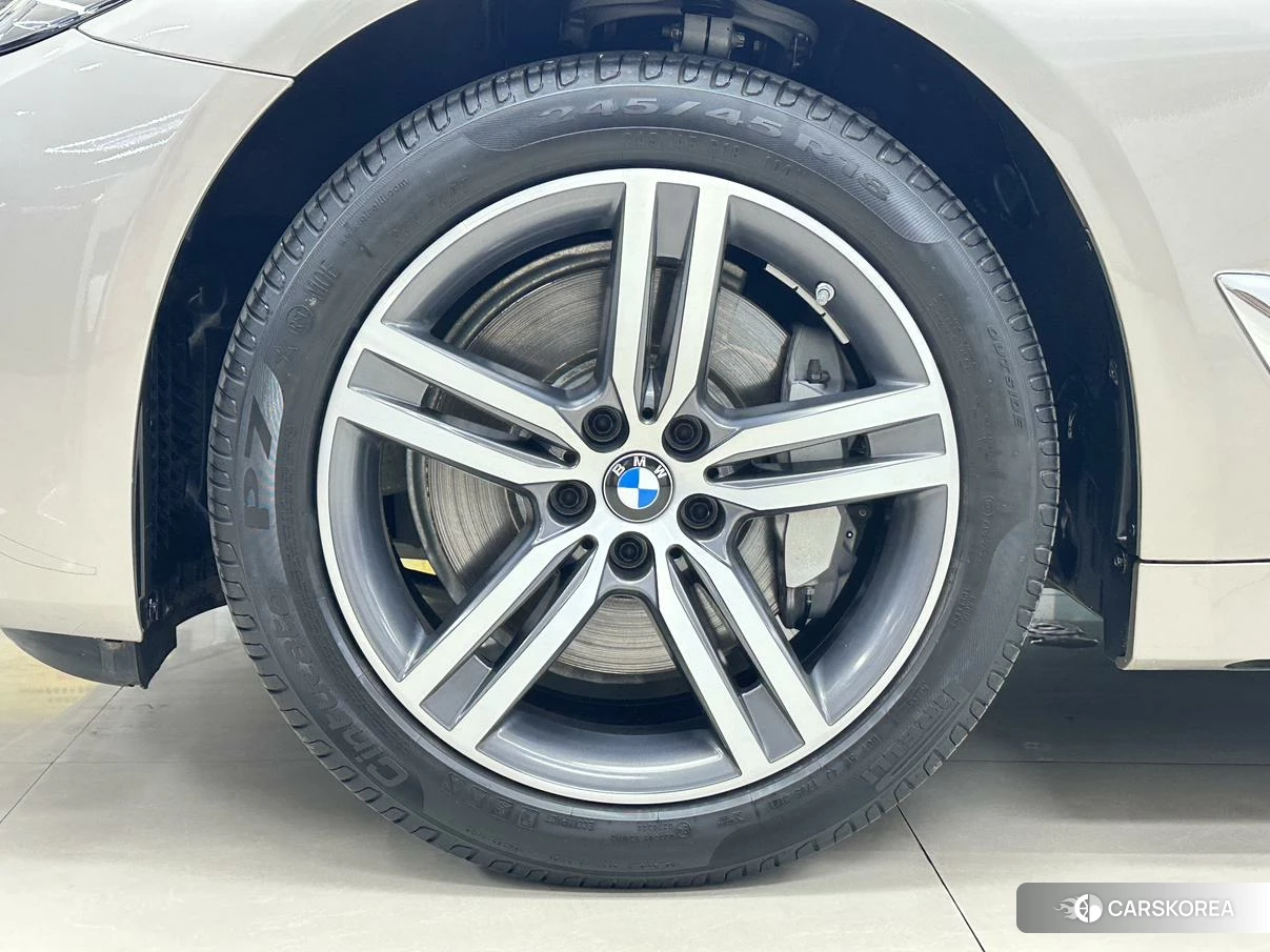 BMW 5 series id 4485282 из Китая 14