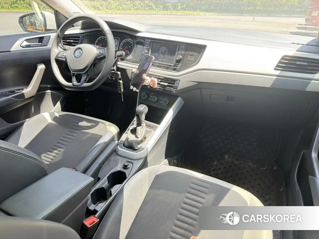 Volkswagen Polo id 4335049 из Китая 14