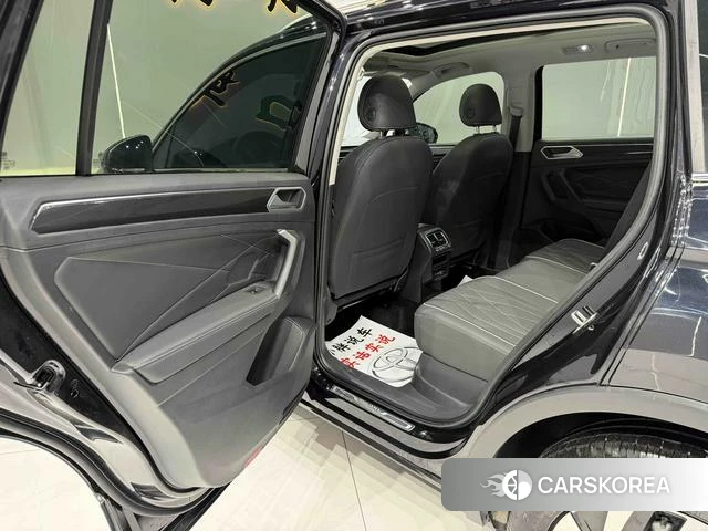 Volkswagen Tiguan L id 4278716 из Китая 14