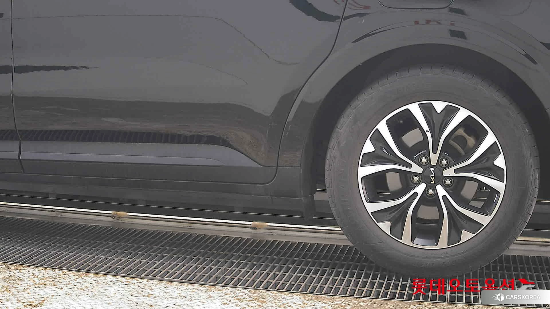 Kia Carnival id 3875751 из Кореи 14