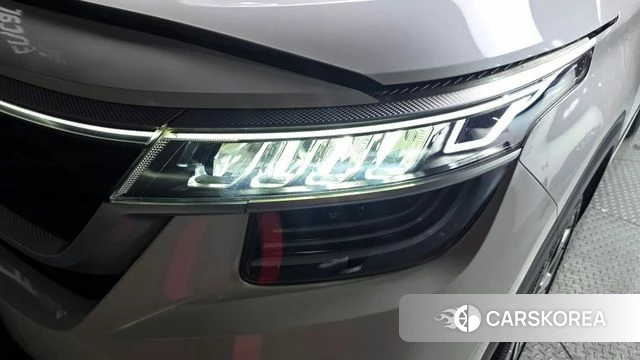 Kia Seltos id 4317640 из Кореи 14