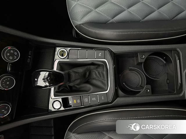 Volkswagen Sagitar id 4307122 из Китая 14
