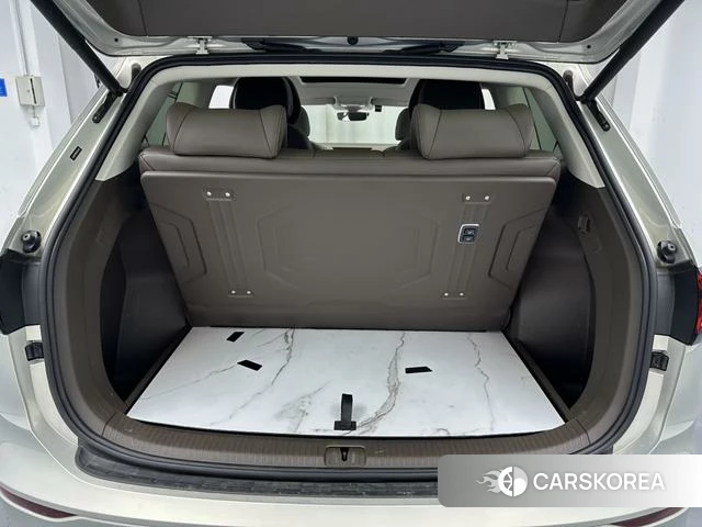 Volkswagen Weiran id 4278519 из Китая 14