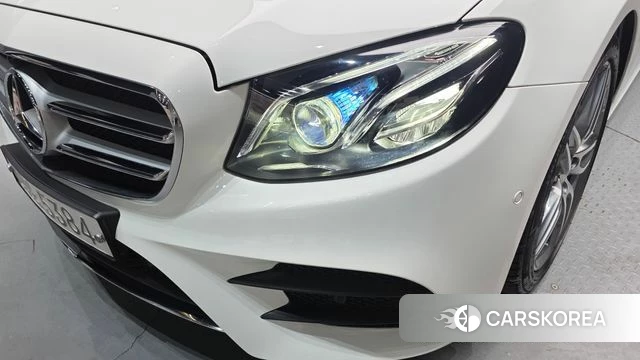 Mercedes-Benz E-Class W213 id 4371608 из Кореи 14