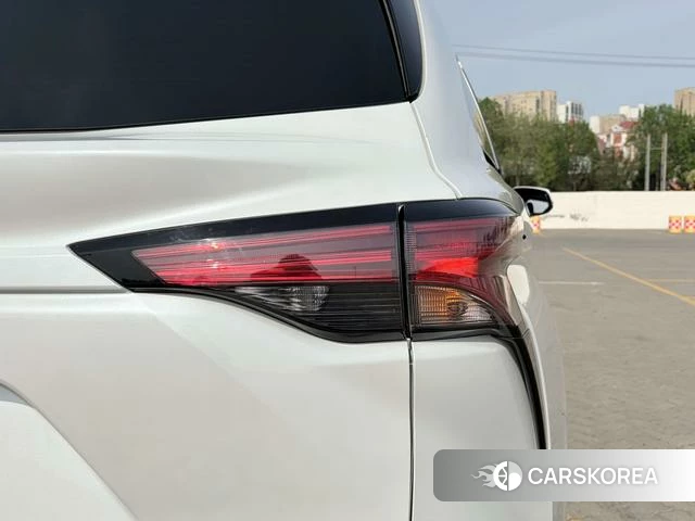 Toyota Saina id 4272926 из Китая 14