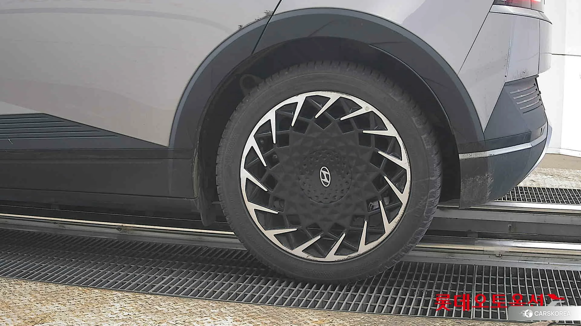 Hyundai IONIQ 5 id 3882043 из Кореи 14