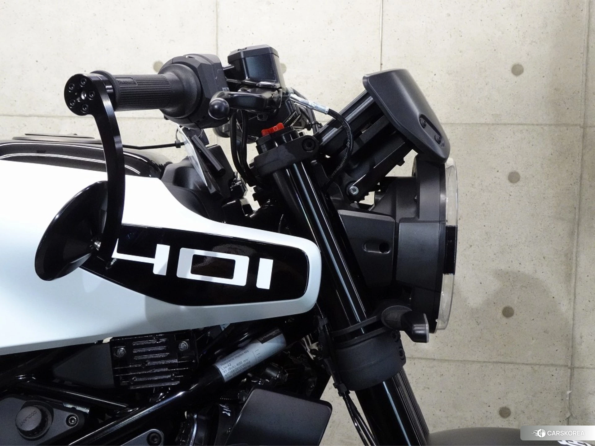 Husqvarna VITPILEN 401 id 3939705 из Японии 14