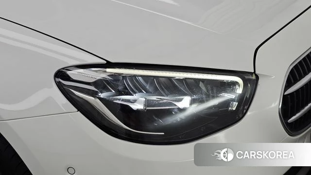 Mercedes-Benz E-Class W213 id 4657550 из Кореи 14