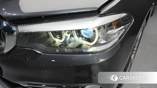 BMW 5 Series (G30) id 4417184 из Кореи 14