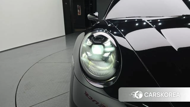 Porsche 911(992) id 4495812 из Кореи 14
