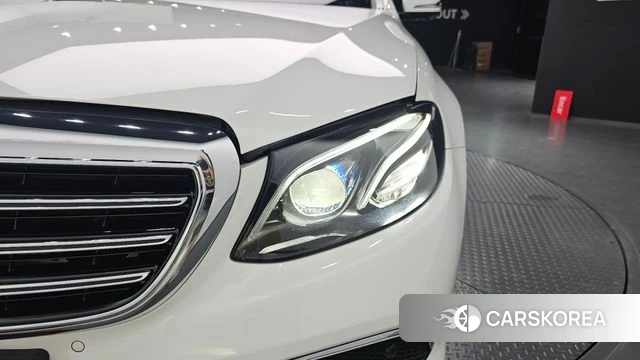 Mercedes-Benz E-Class W213 id 4717574 из Кореи 14