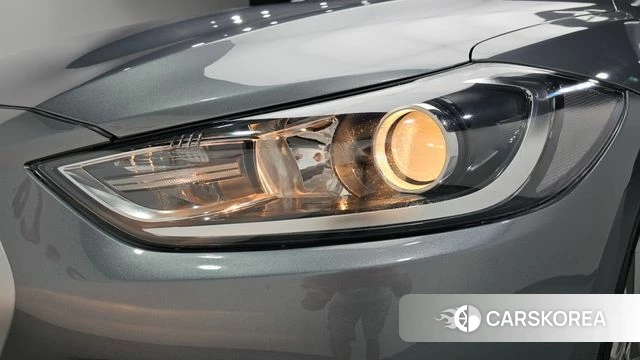 Hyundai Avante AD id 4610419 из Кореи 14