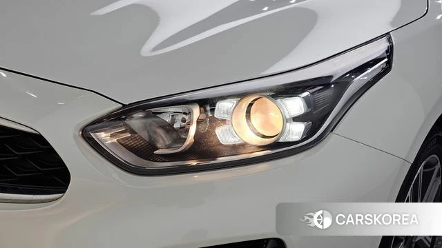 Kia Come New K3 id 4693592 из Кореи 14