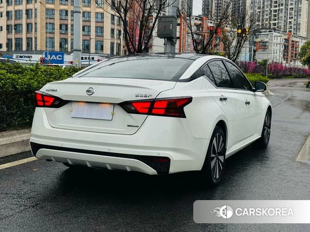Nissan Teana id 4261300 из Китая 14