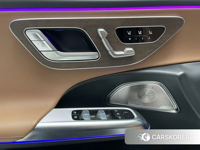Mercedes-Benz E-class id 3920648 из Китая 14