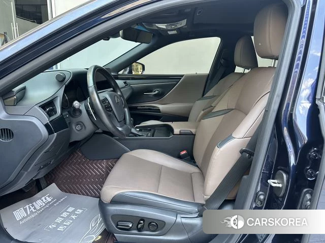 Lexus ES id 4321077 из Китая 14