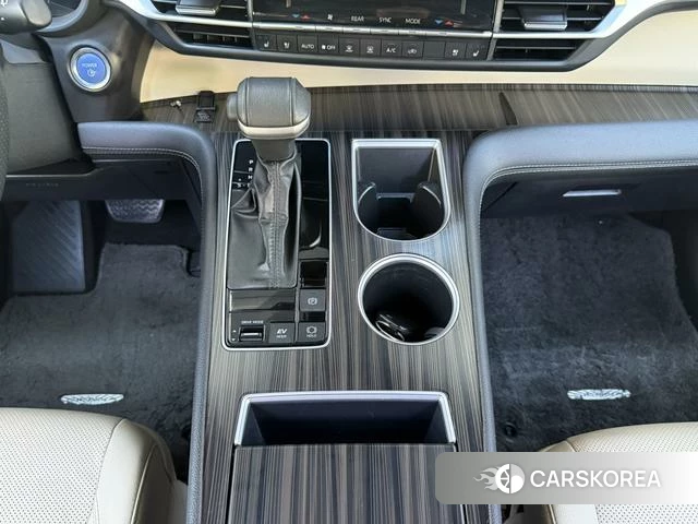 Toyota Saina id 4272887 из Китая 14