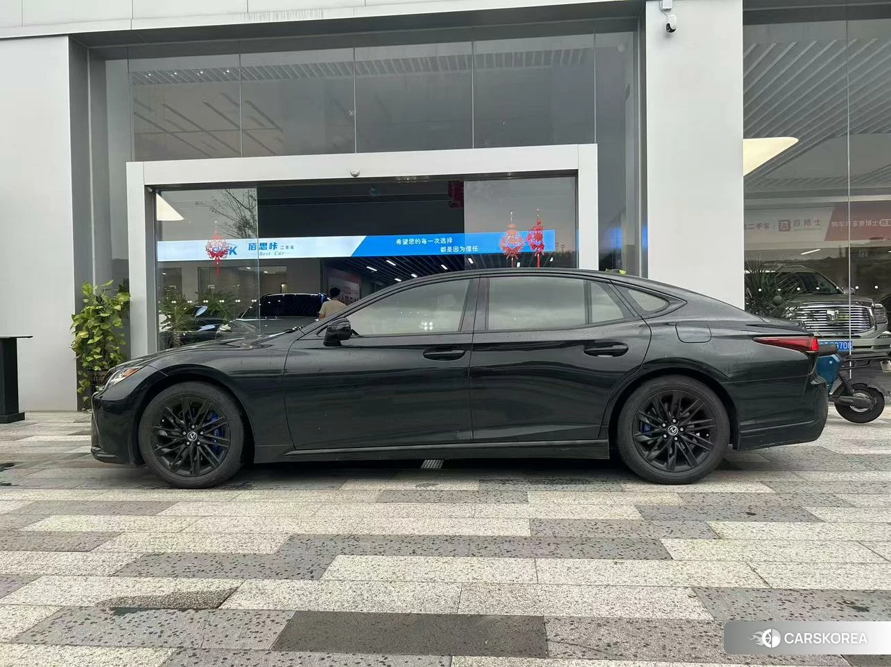 Lexus LS id 4515206 из Китая 14