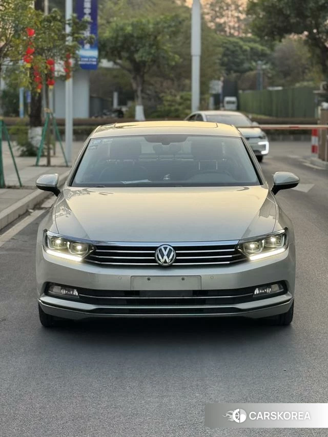 Volkswagen Magotan id 4221351 из Китая 14