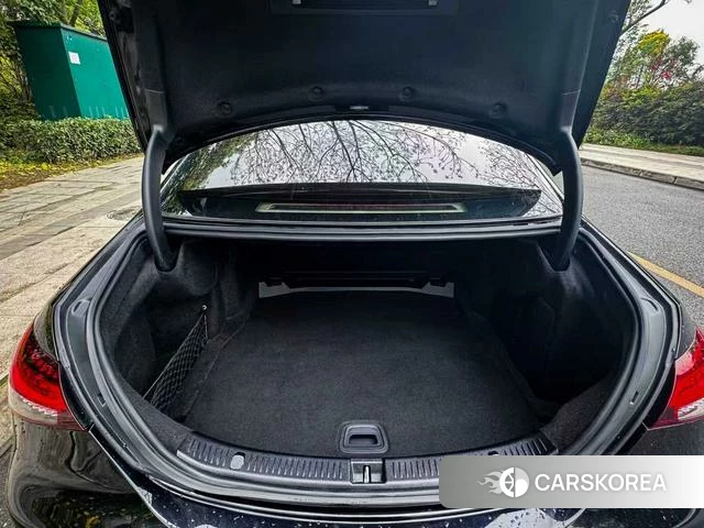 Mercedes-Benz E-class id 4256932 из Китая 14