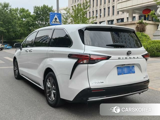 Toyota Saina id 4276114 из Китая 14