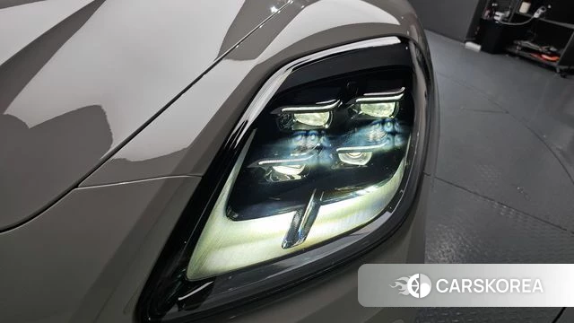 Porsche Panamera (976) id 4589960 из Кореи 14