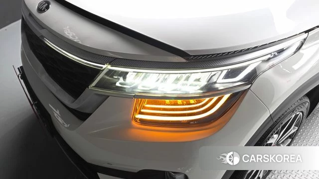 Kia Seltos id 4284626 из Кореи 14