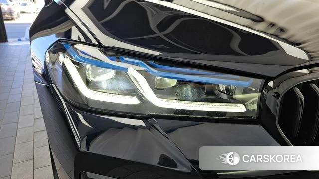 BMW 5 Series (G30) id 4778870 из Кореи 14