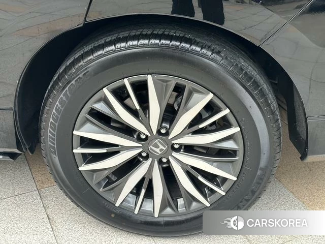 Honda Crown Road id 4220655 из Китая 14