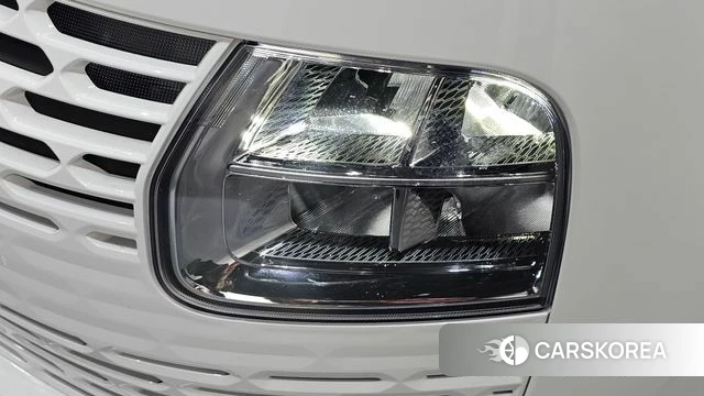 Hyundai Staria id 4428621 из Кореи 14