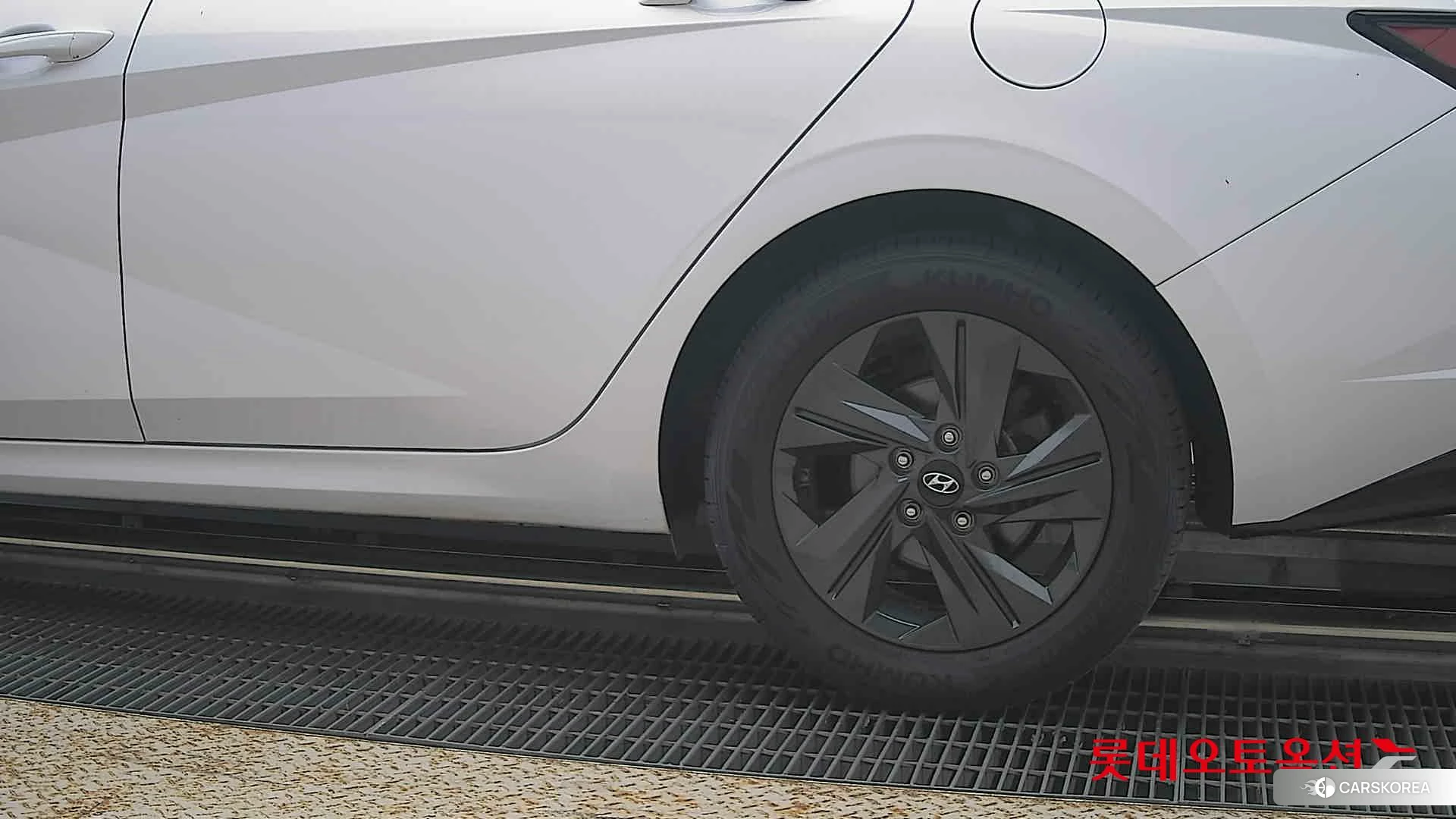 Hyundai Avante id 4902498 из Кореи 14