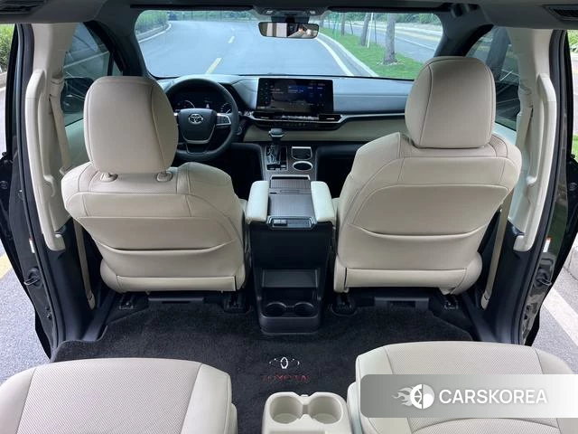 Toyota Grevia id 4278147 из Китая 14