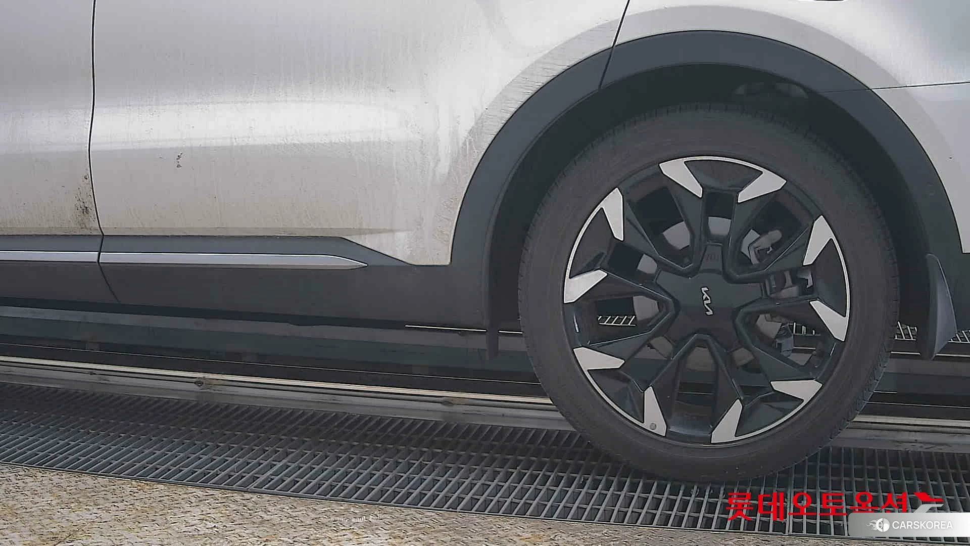 Kia Sorento id 3882090 из Кореи 14