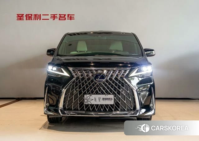 Lexus LM id 4314242 из Китая 14