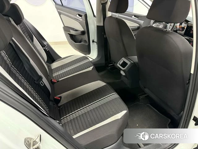 Volkswagen Bora id 3902093 из Китая 14
