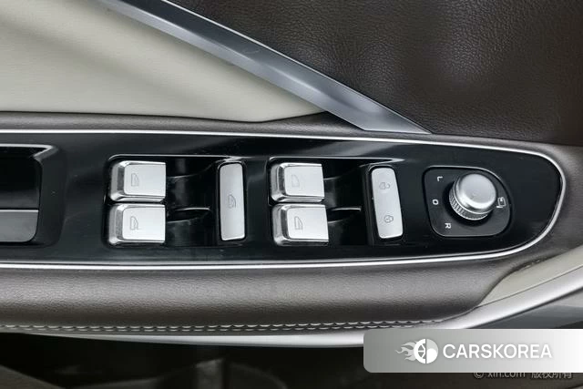 Geely Automobile Jiayi PHEV id 4210054 из Китая 14