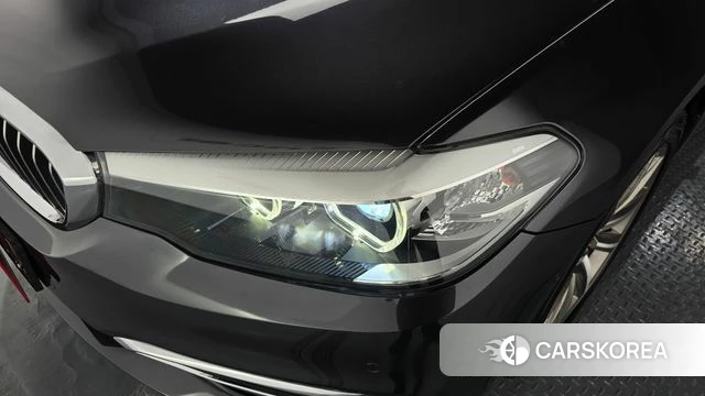 BMW 5 Series (G30) id 4447350 из Кореи 14