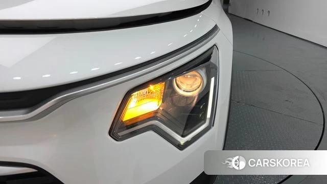 Kia Di Ol Nu Niro id 4697247 из Кореи 14