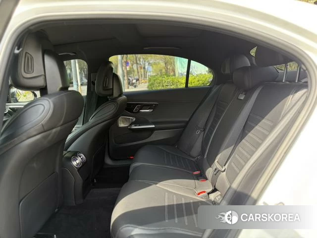 Mercedes-Benz Class C id 4256756 из Китая 14