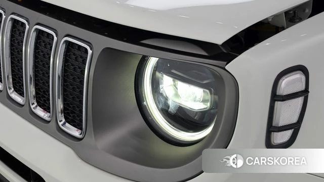 Jeep Renegade id 4389601 из Кореи 14