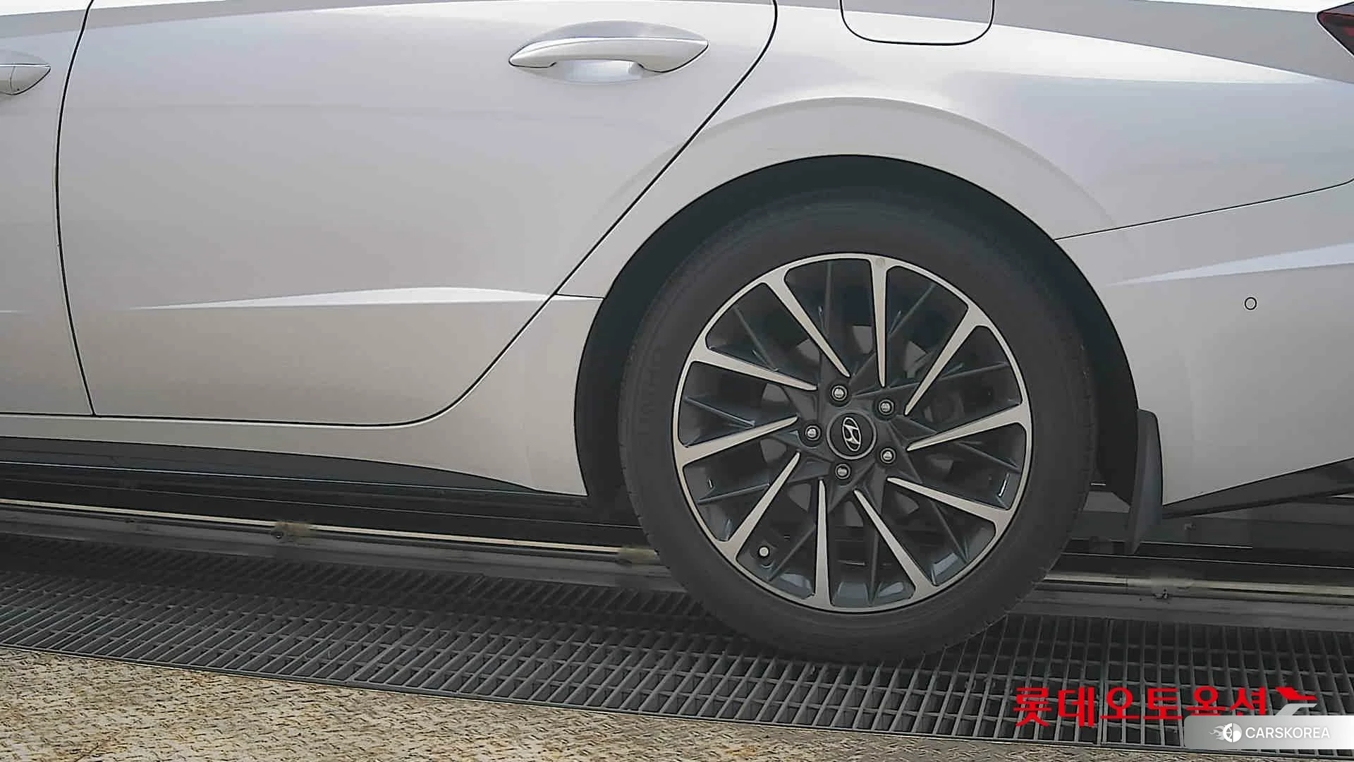 Hyundai Sonata id 3875707 из Кореи 14