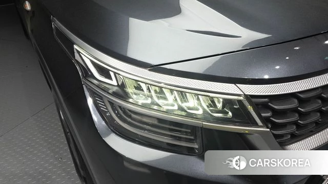 Kia Seltos id 4225194 из Кореи 14